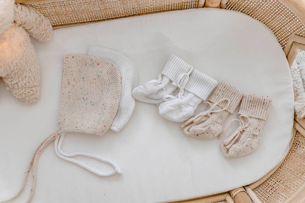 WOVEN KIDS - Newborn Booties | Oat