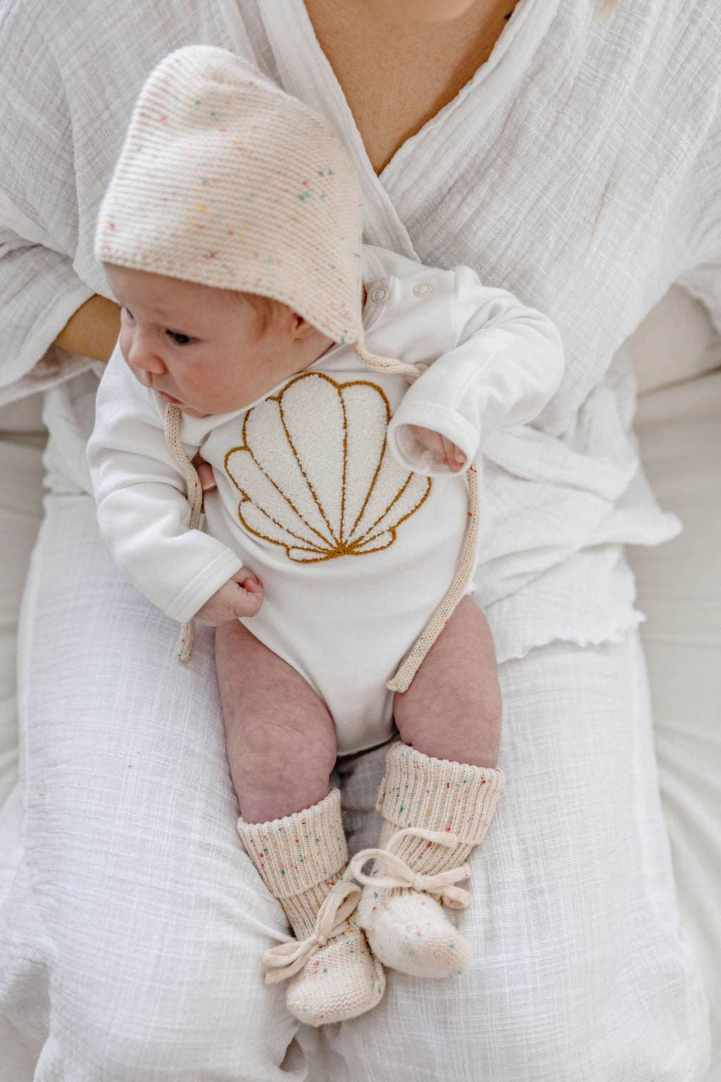 WOVEN KIDS - Newborn Booties | Oat