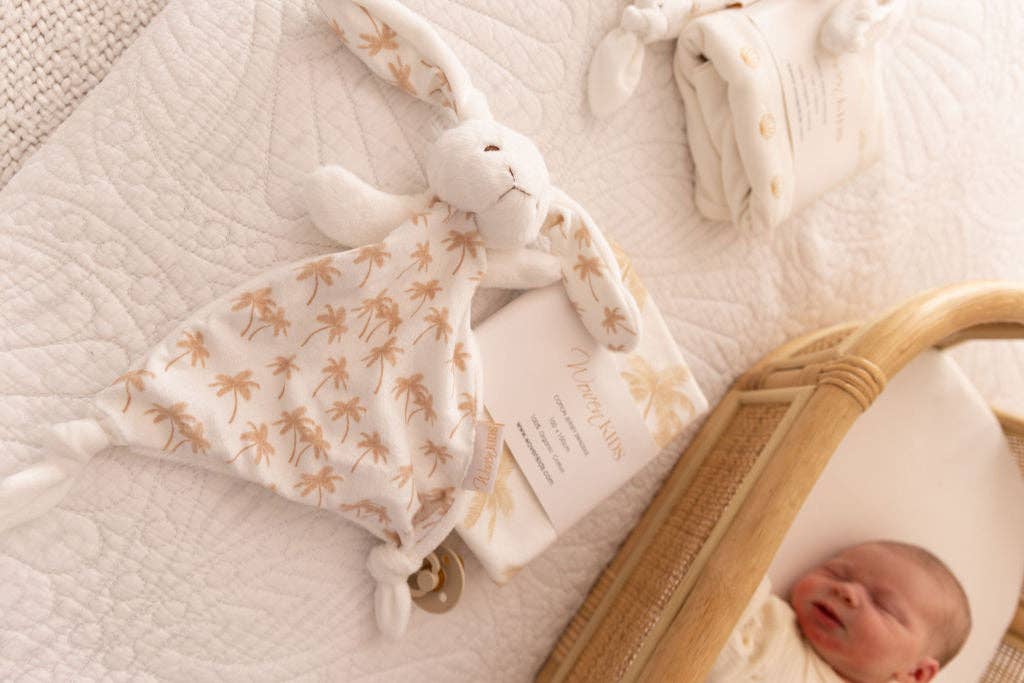 WOVEN KIDS - Cuddle Bunny Comforter | Palm Tree