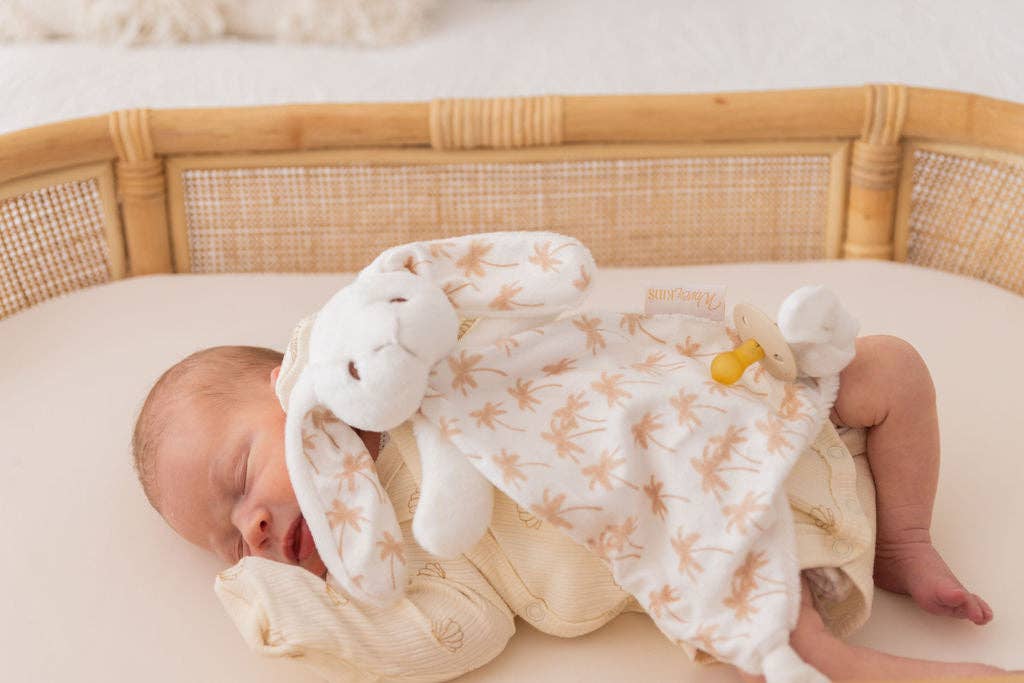 WOVEN KIDS - Cuddle Bunny Comforter | Palm Tree