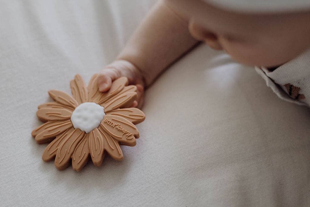 WOVEN KIDS - Silicone Teether | Clay Daisy